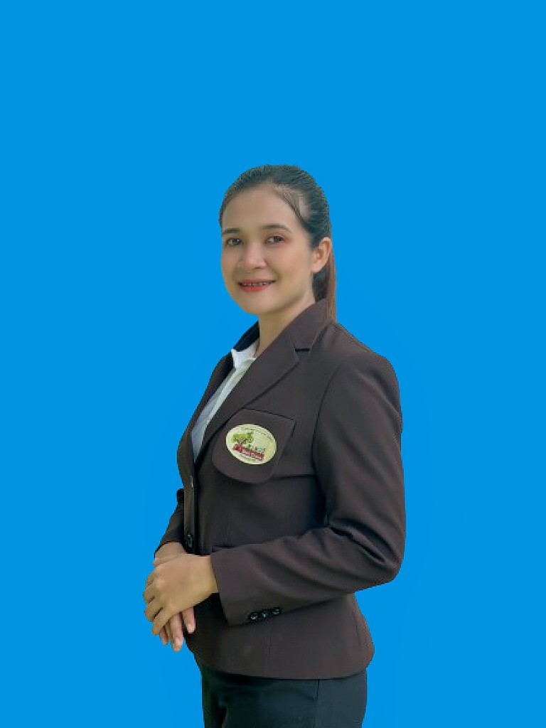 นางสาวรัตน์สุดา     แสนจันทร์ (ครูเบียร์)